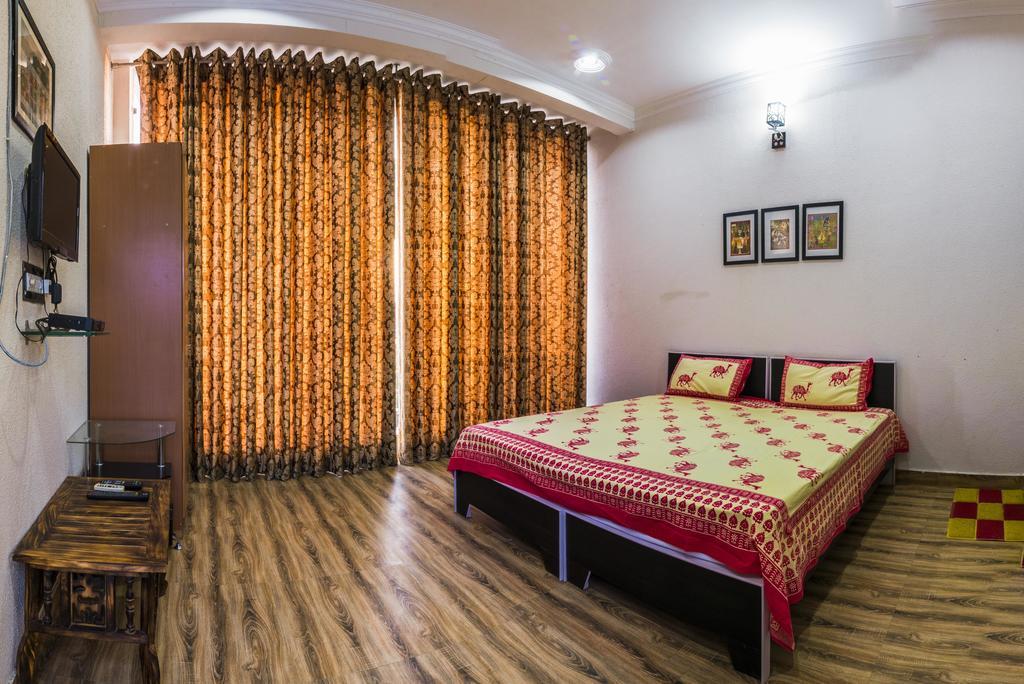 Tuk Tuk Homestay Agra  Zewnętrze zdjęcie
