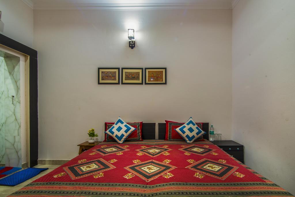 Tuk Tuk Homestay Agra  Zewnętrze zdjęcie