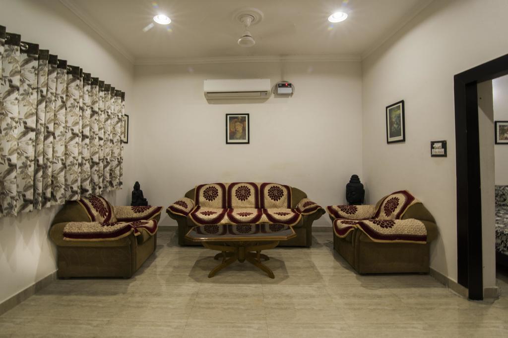 Tuk Tuk Homestay Agra  Zewnętrze zdjęcie
