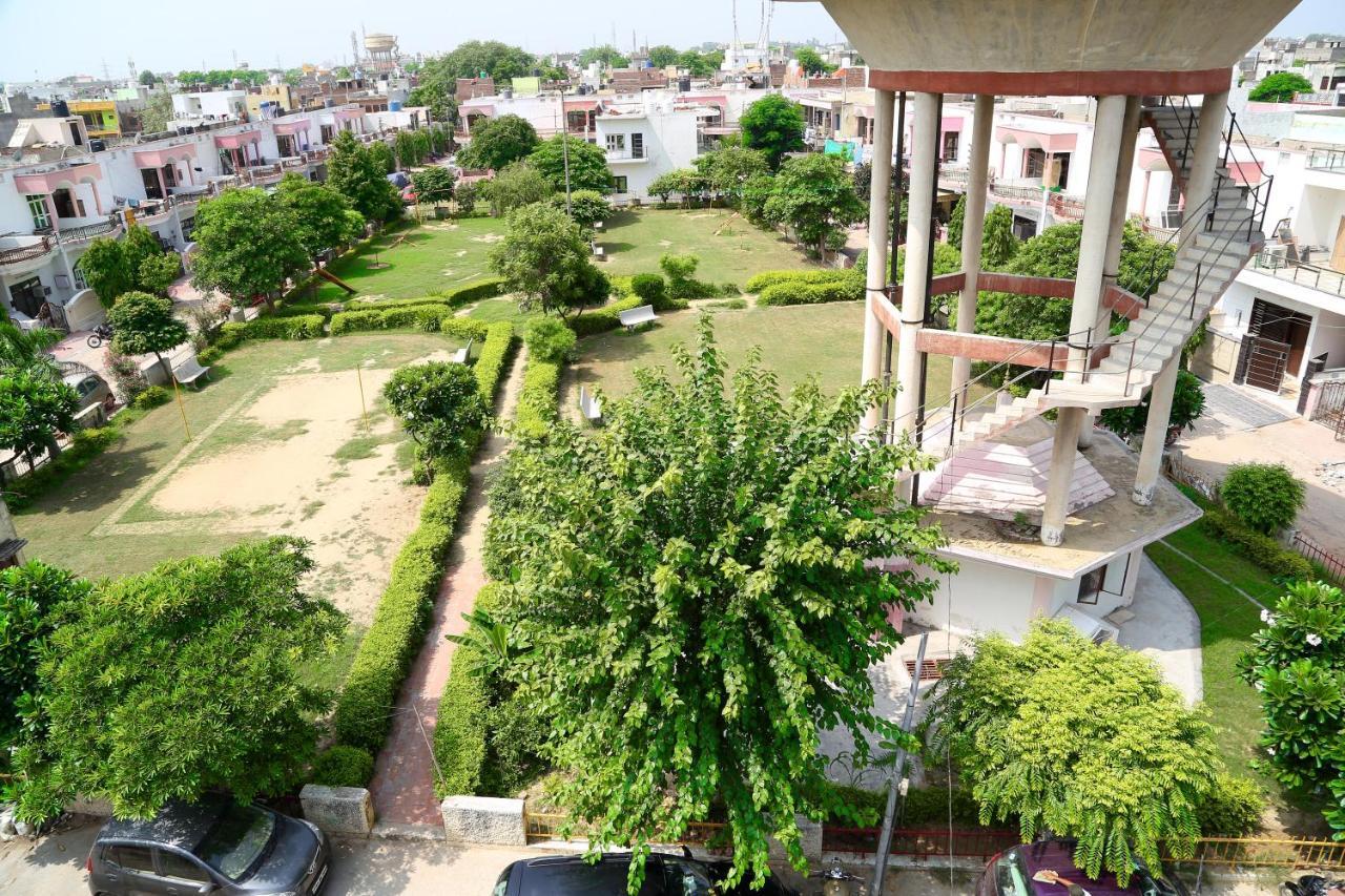 Tuk Tuk Homestay Agra  Zewnętrze zdjęcie