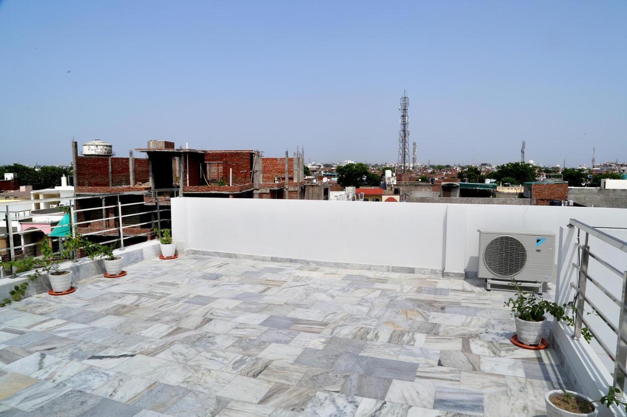 Tuk Tuk Homestay Agra  Zewnętrze zdjęcie